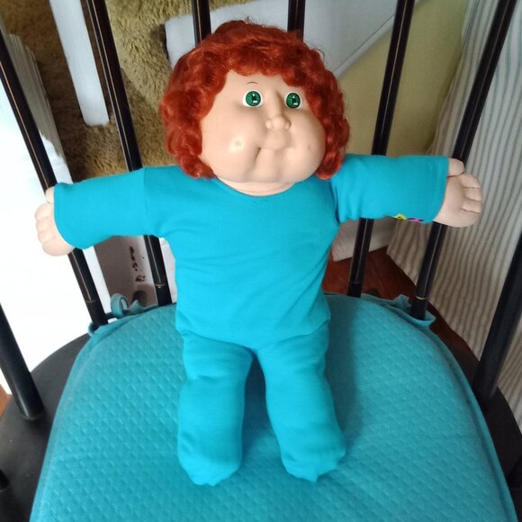 Cabbage Patch Doll/Red Cornsilk - Picture 3 of 11